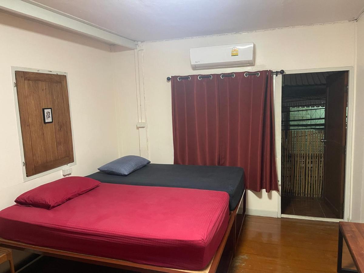 Hidden Lumpu Hotel Банкок Екстериор снимка