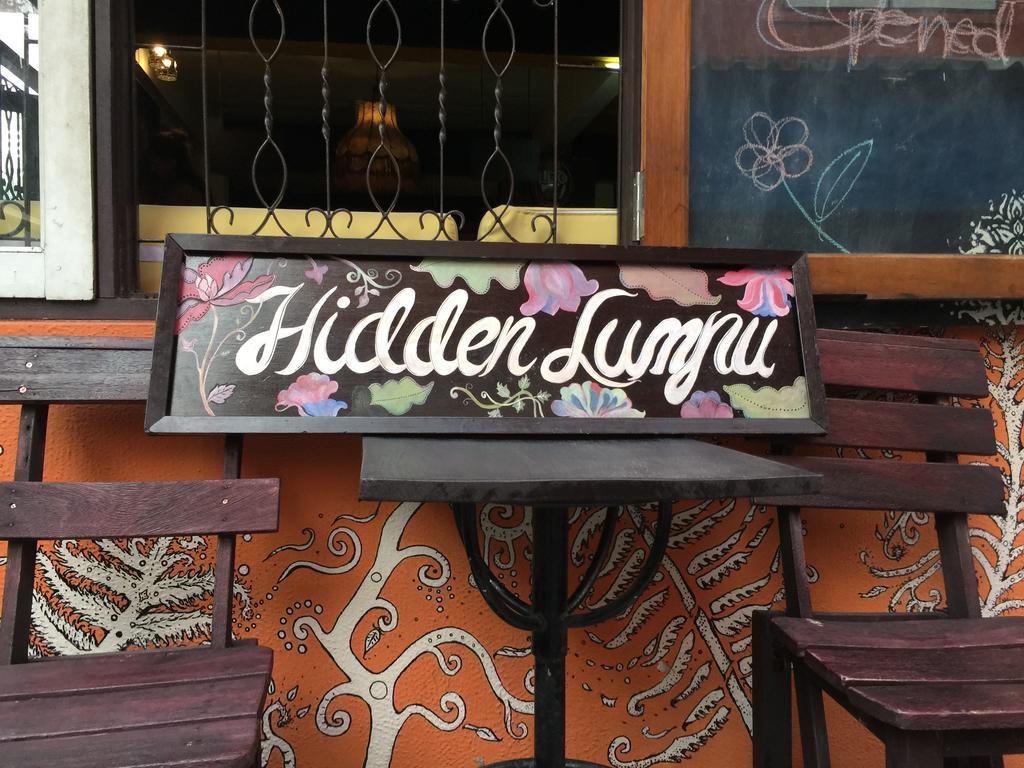 Hidden Lumpu Hotel Банкок Екстериор снимка